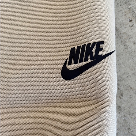 Nike Tan Athletic Shorts with Elastic Waistband - Picture 2 of 8
